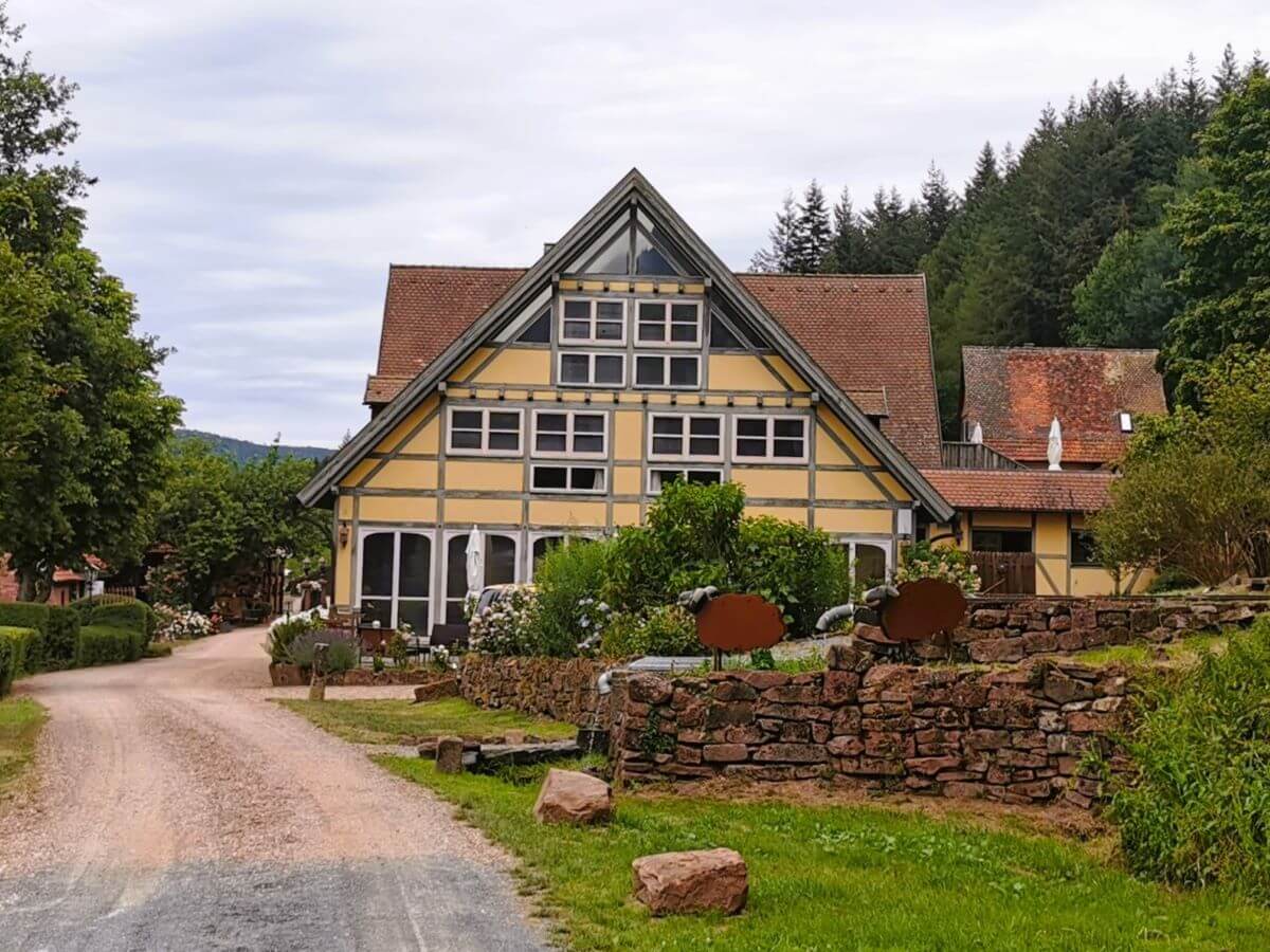 Schafhof in Amorbach, historisches Anwesen und denkmalgeschützter Hof in idyllischer Lage.