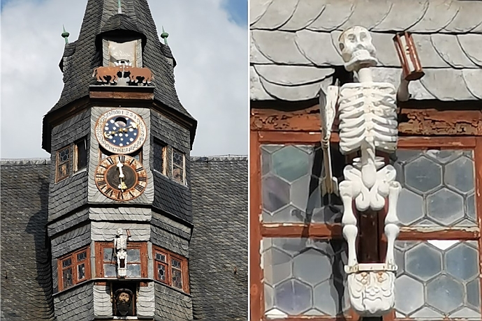 Skelett mit Stundenglas am alten Rathaus Ochsenfurt