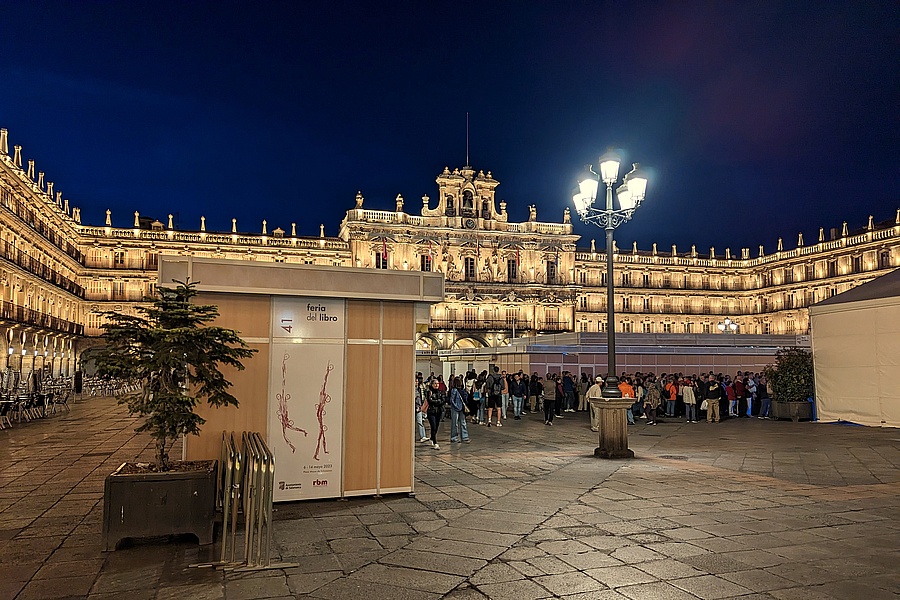 Salamanca Plaza Mayor bei Nacht 